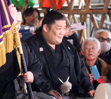 Takerufuji rides in the championship parade after the March 2024 tournament