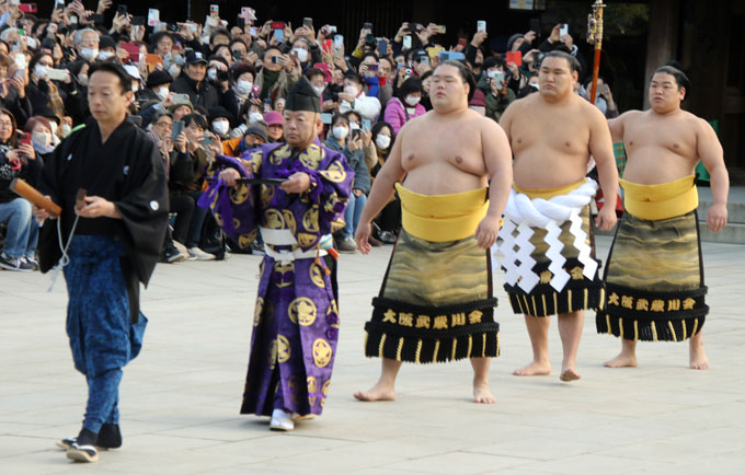 Kesho-mawashi: Sumo’s Ceremonial Apron, and What One Costs
